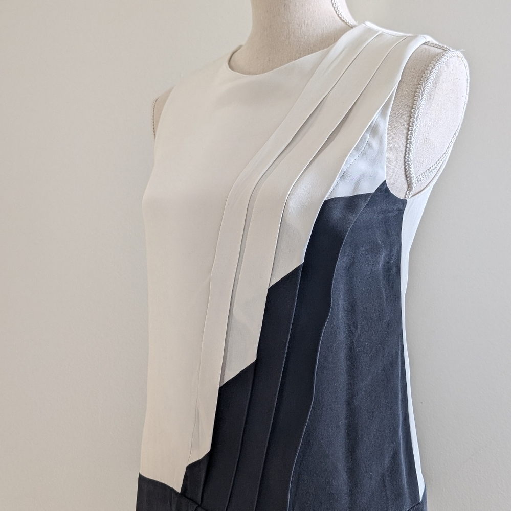 Judith & Charles Silk Black and White Pleated Sleeveless Dress Sz 2 - Picture 6 of 9